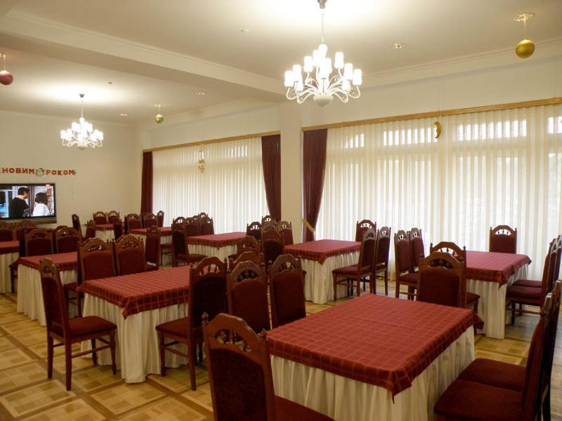 Viktoria Hotel Odessa Extérieur photo